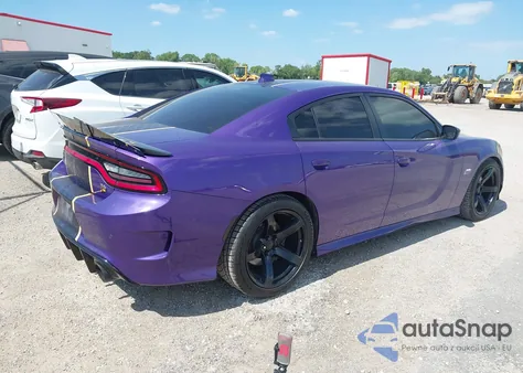 2019 Dodge Charger Scat Pack Rwd z USA, uszkodzony, nr VIN 2C3CDXGJ0KH668120